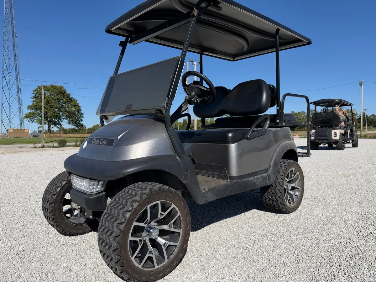 2011 Club Car Precedent photo 1