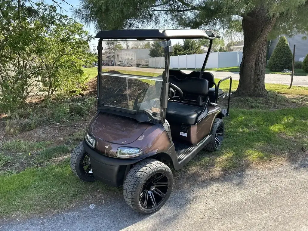 2022 E-Z-GO RXV ELiTE Lithium photo 1
