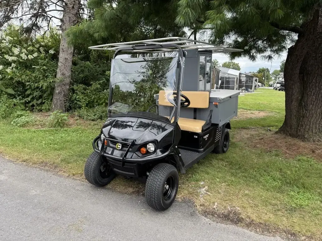2022 Cushman Hauler photo 1