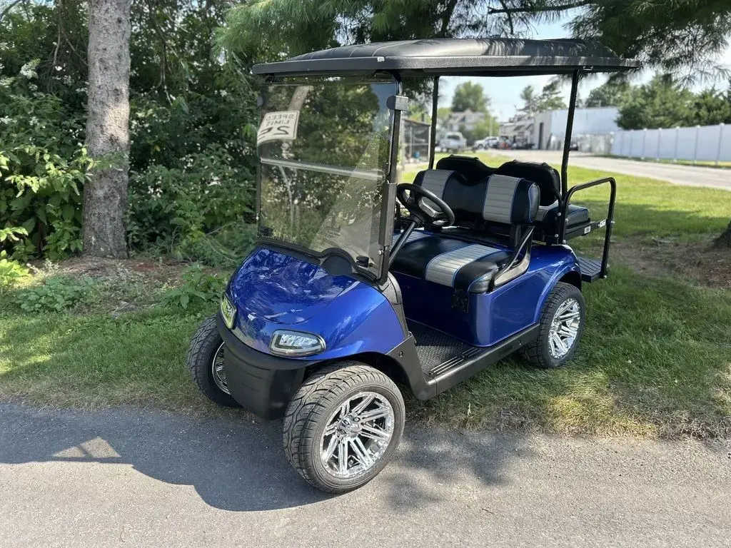 2022 E-Z-GO RXV ELiTE Lithium photo 1