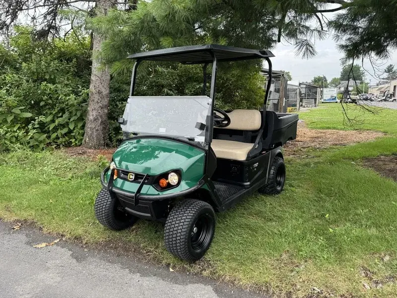 2022 Cushman Hauler 800 photo 1