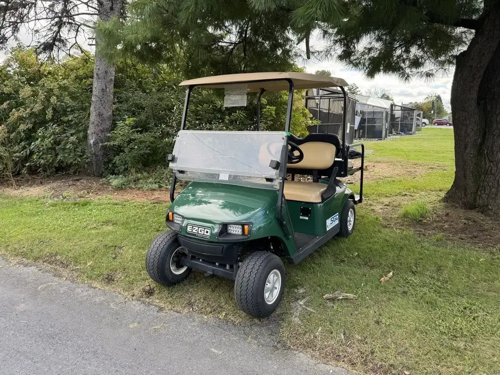 2014 E-Z-GO TXT photo 1