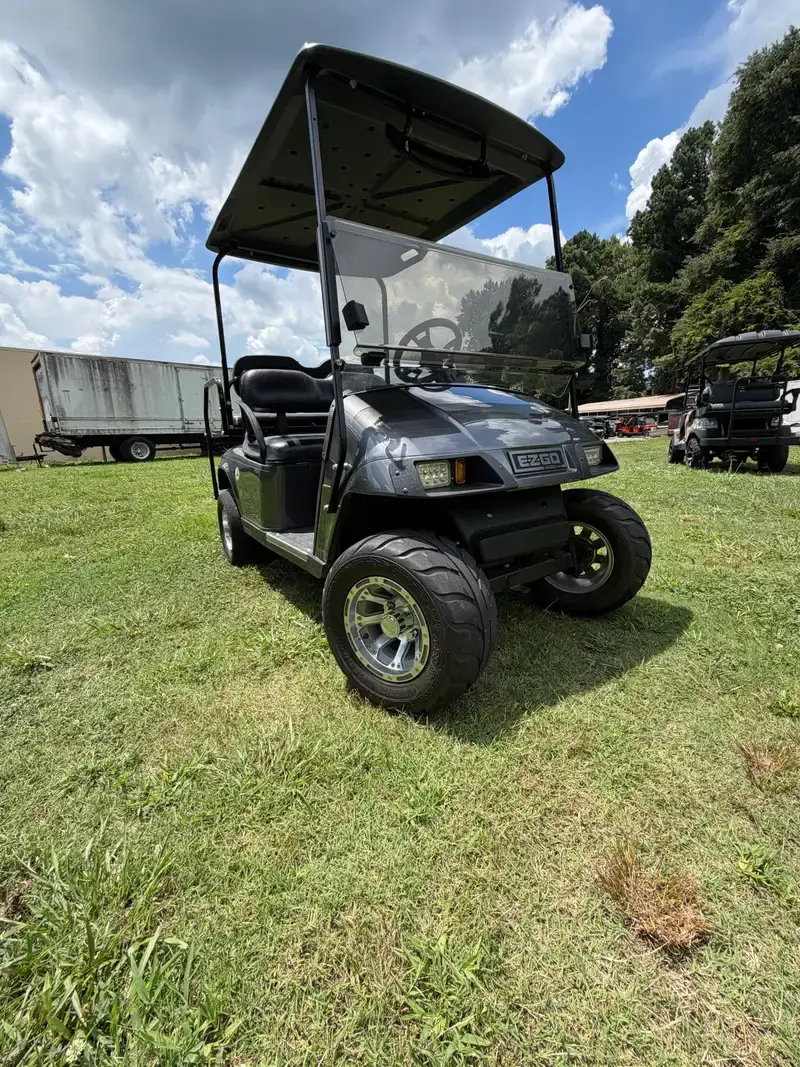 2015 E-Z-GO TXT photo 1