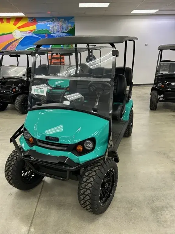2025 E-Z-GO Liberty ELiTE Lithium photo 1