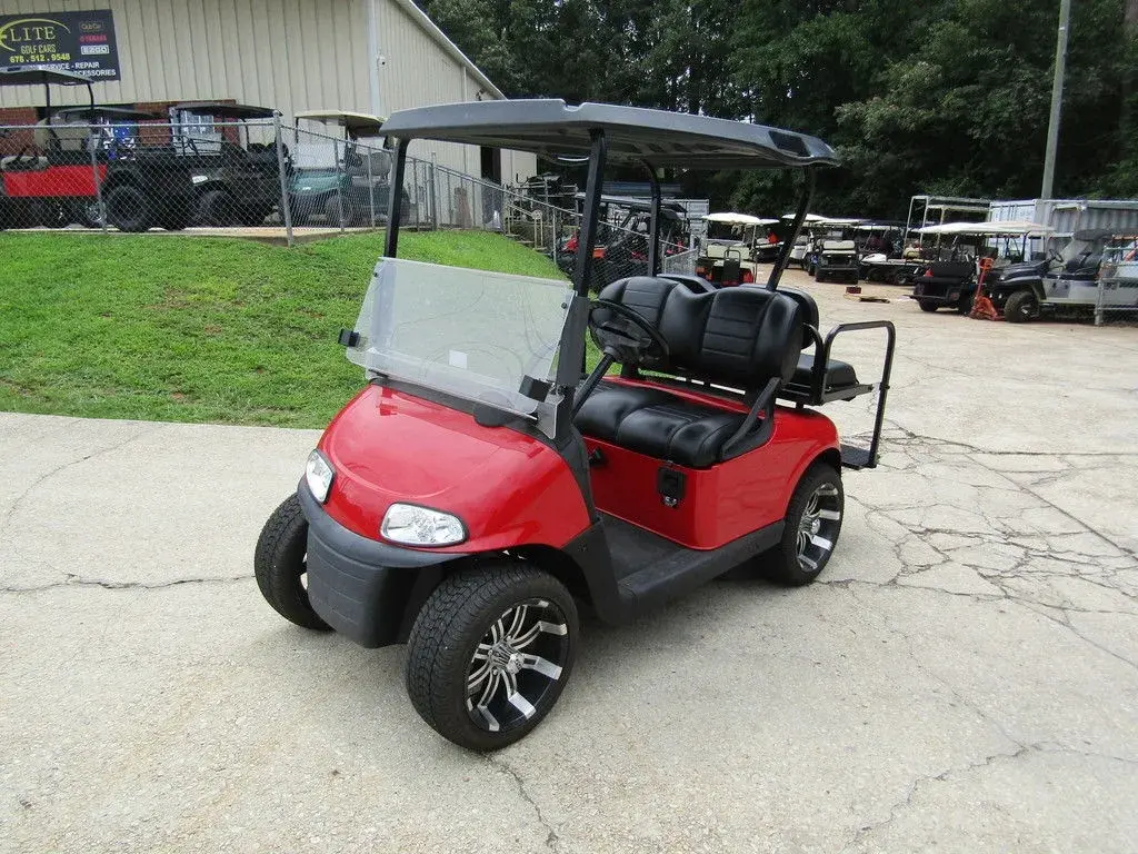 2016 E-Z-GO RXV photo 1