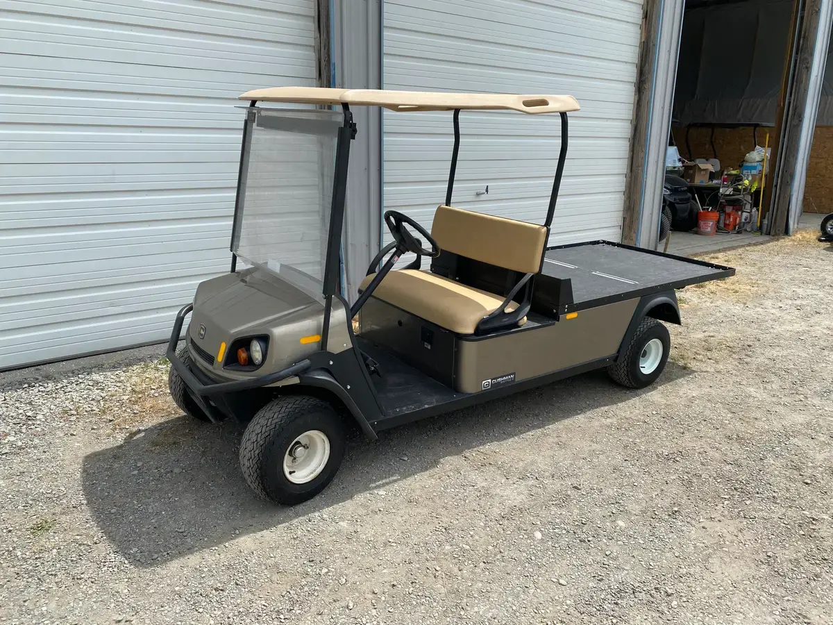 2019 Cushman Shuttle 2 Electric photo 1