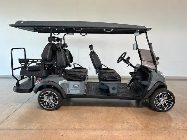 Venom EV Strike 6 Non-Lifted photo 1