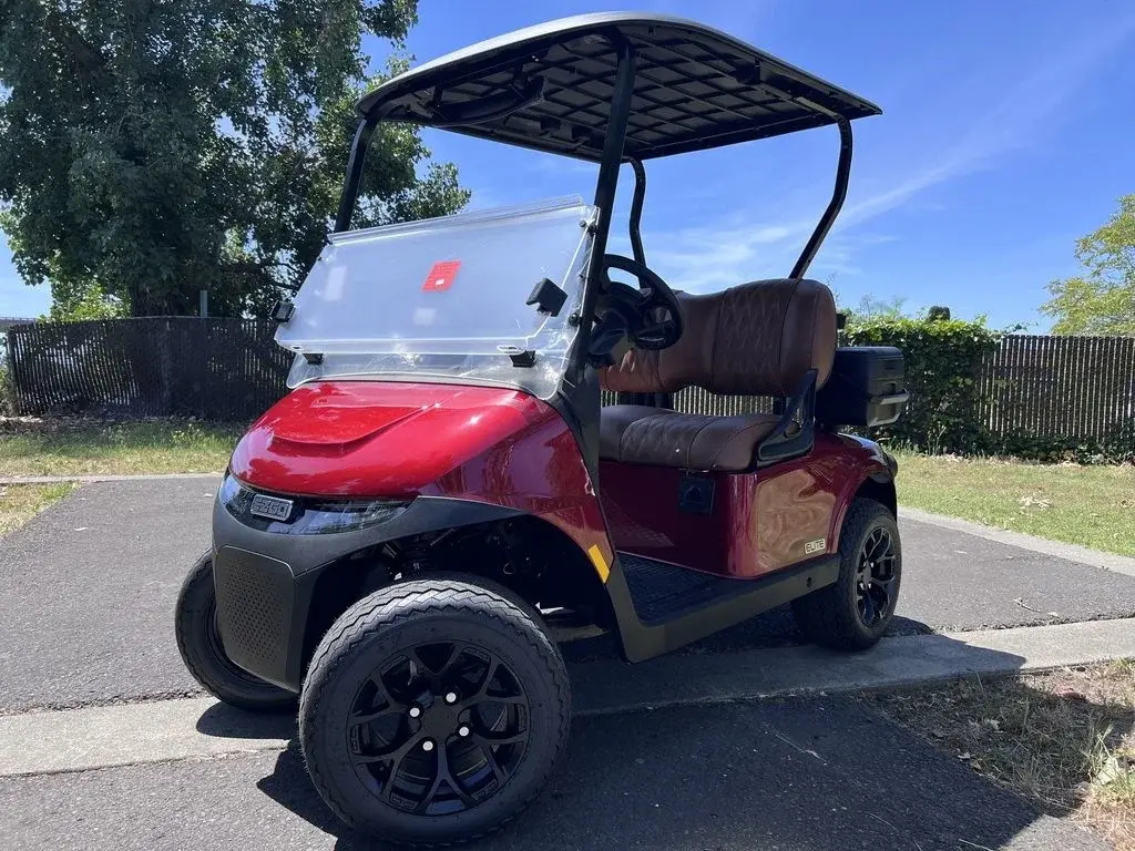 2026 E-Z-GO Freedom ELiTE Lithium photo 1