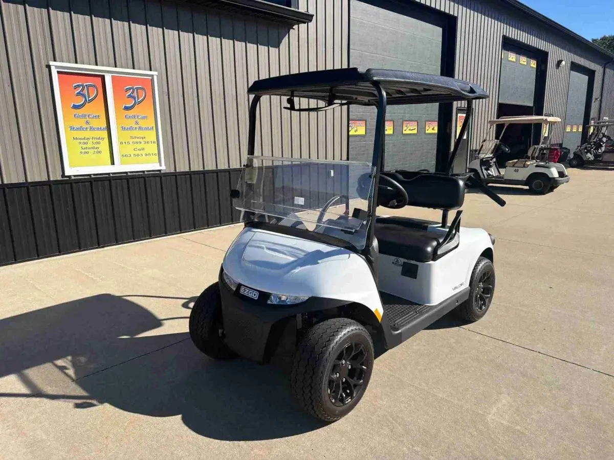 2026 E-Z-GO RXV VALOR 2 S+ photo 1