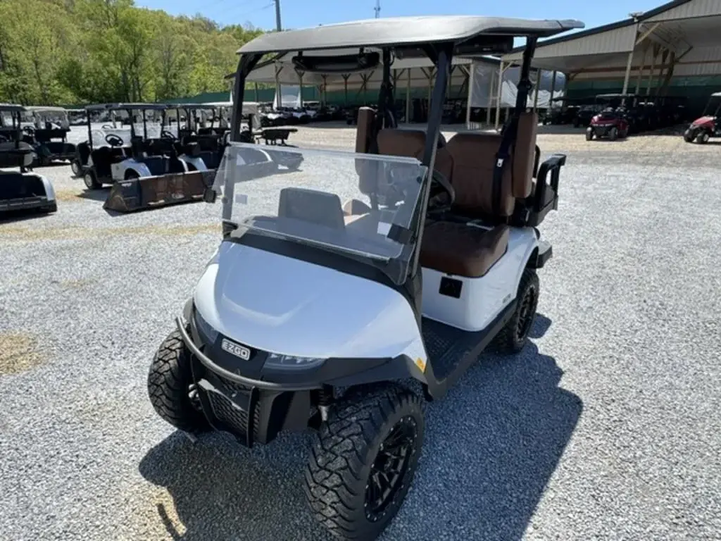 2026 E-Z-GO RXV ELiTE Lithium photo 1