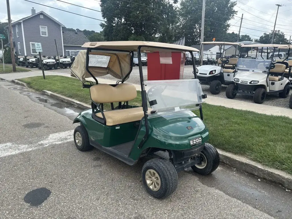 2018 E-Z-GO TXT photo 1