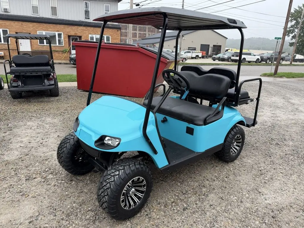 2021 E-Z-GO TXT photo 1