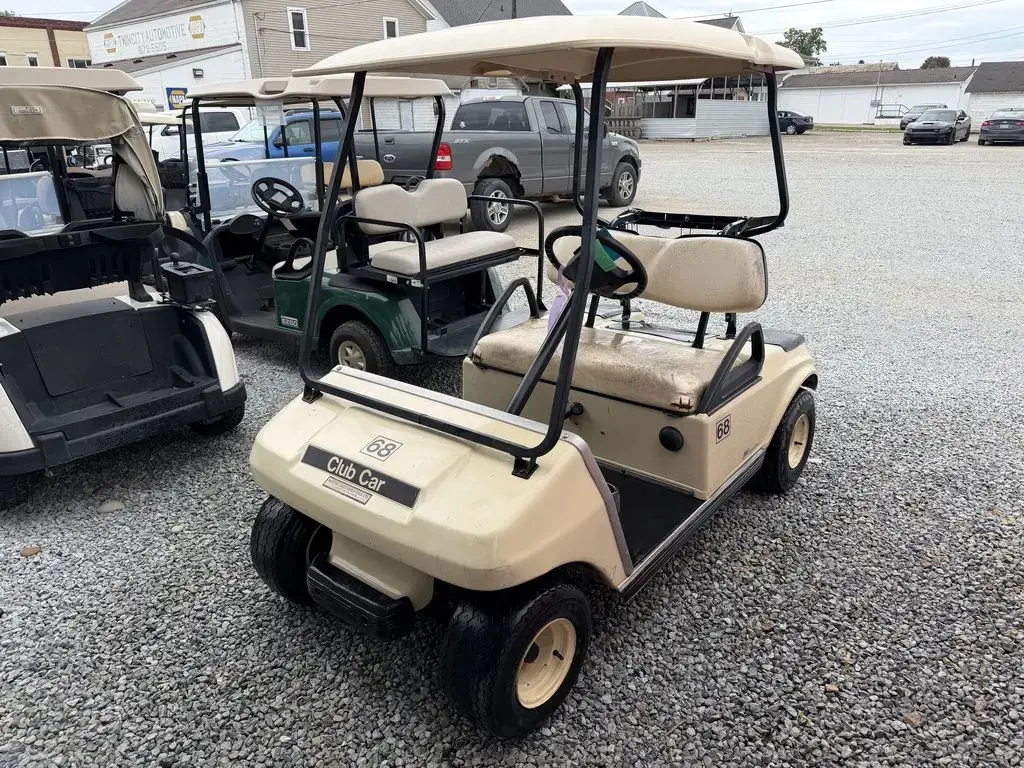 2009 Club Car DS photo 1