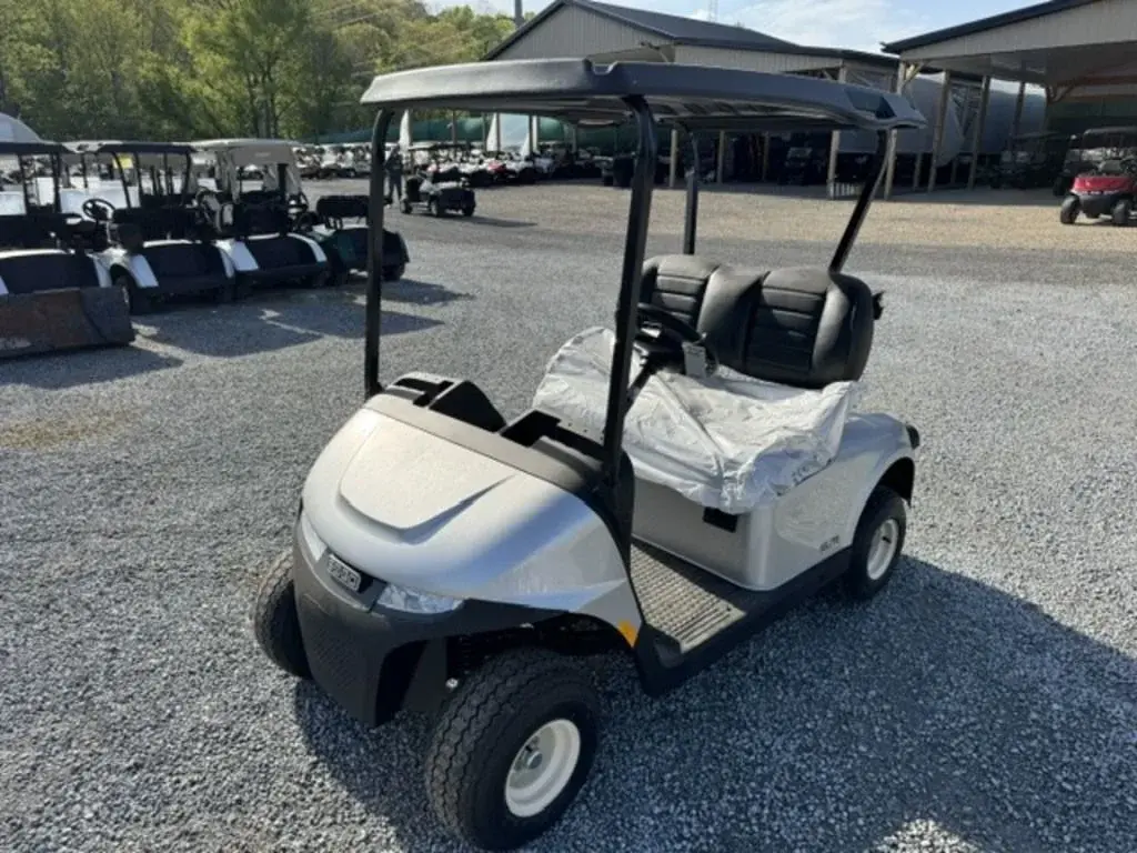 2026 E-Z-GO Freedom ELiTE Lithium photo 1