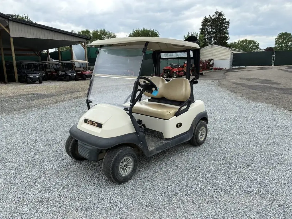 2018 Club Car Precedent photo 1