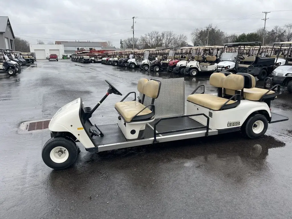 2004 E-Z-GO ADA Gas photo 1