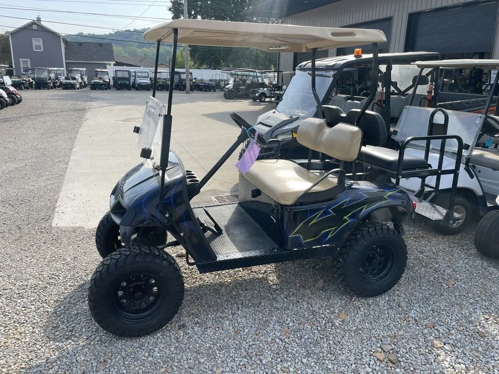 2010 E-Z-GO TXT photo 1