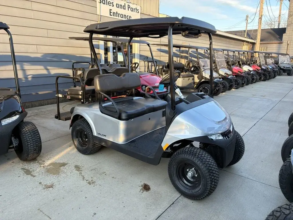 2026 E-Z-GO Valor 48V Electric photo 1