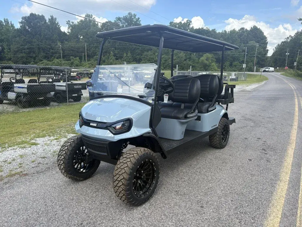 2026 E-Z-GO Express photo 1