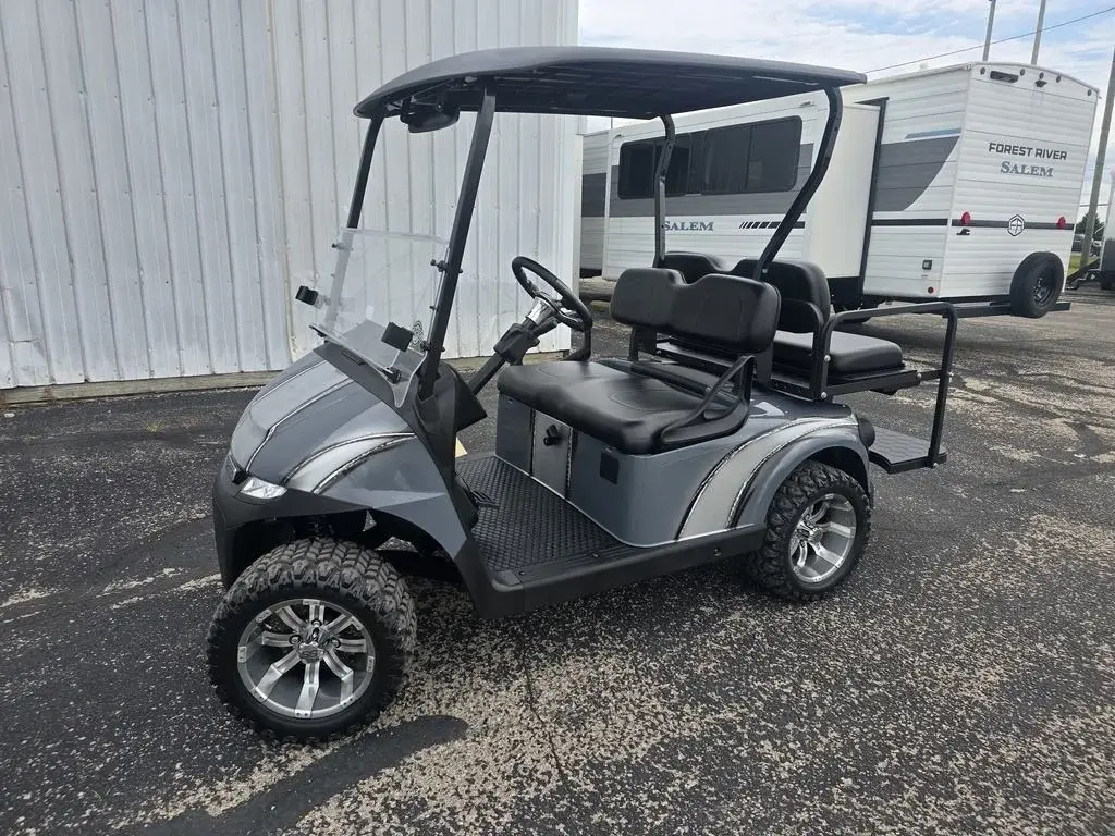 2027 E-Z-GO RXV 4 Valor S + 13.5 Gas Custom photo 1