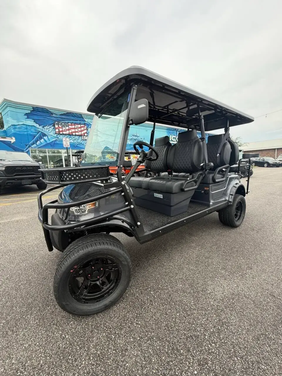 2025 Epic Carts E60L Lithium photo 1