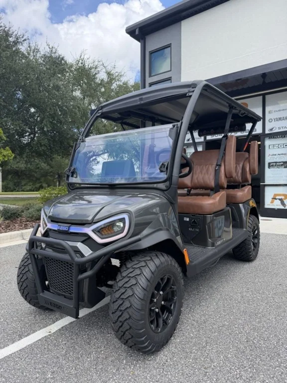 2027 E-Z-GO Liberty photo 1