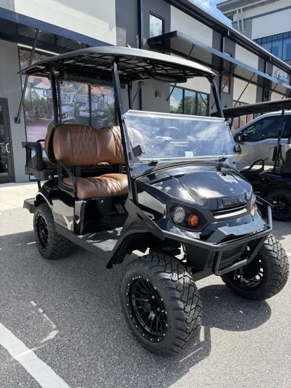 2026 E-Z-GO Express photo 1