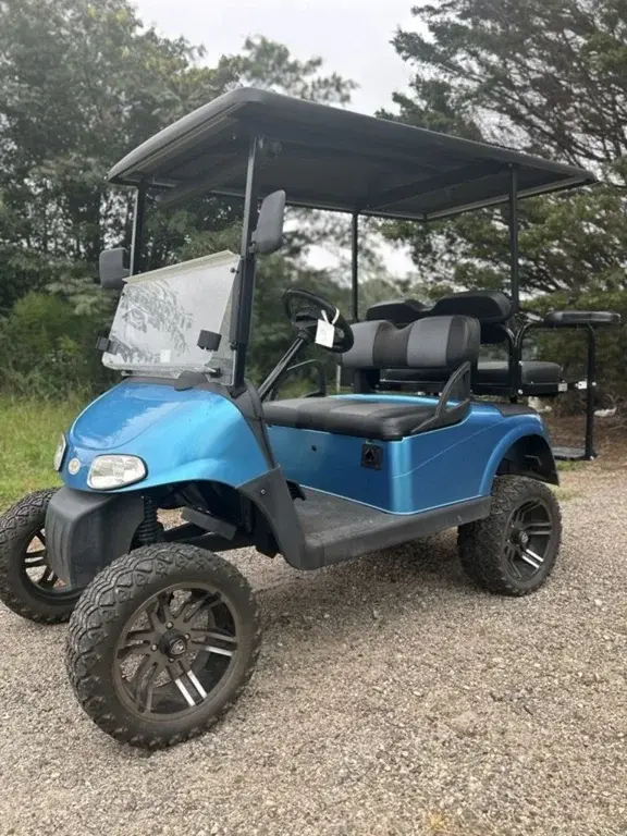 2013 E-Z-GO RXV photo 1