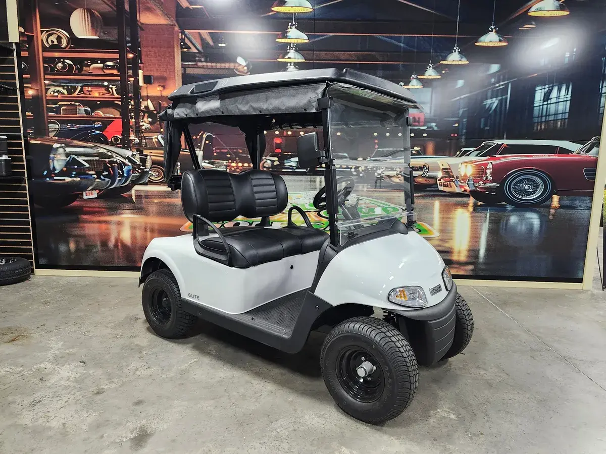 2019 E-Z-GO RXV ELiTE Lithium photo 1