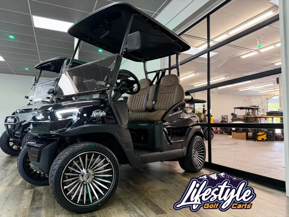 2026 Atlas Pro 2 Passenger photo 1