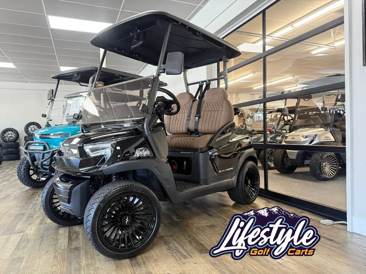 2026 Atlas Pro 2 Passenger photo 1