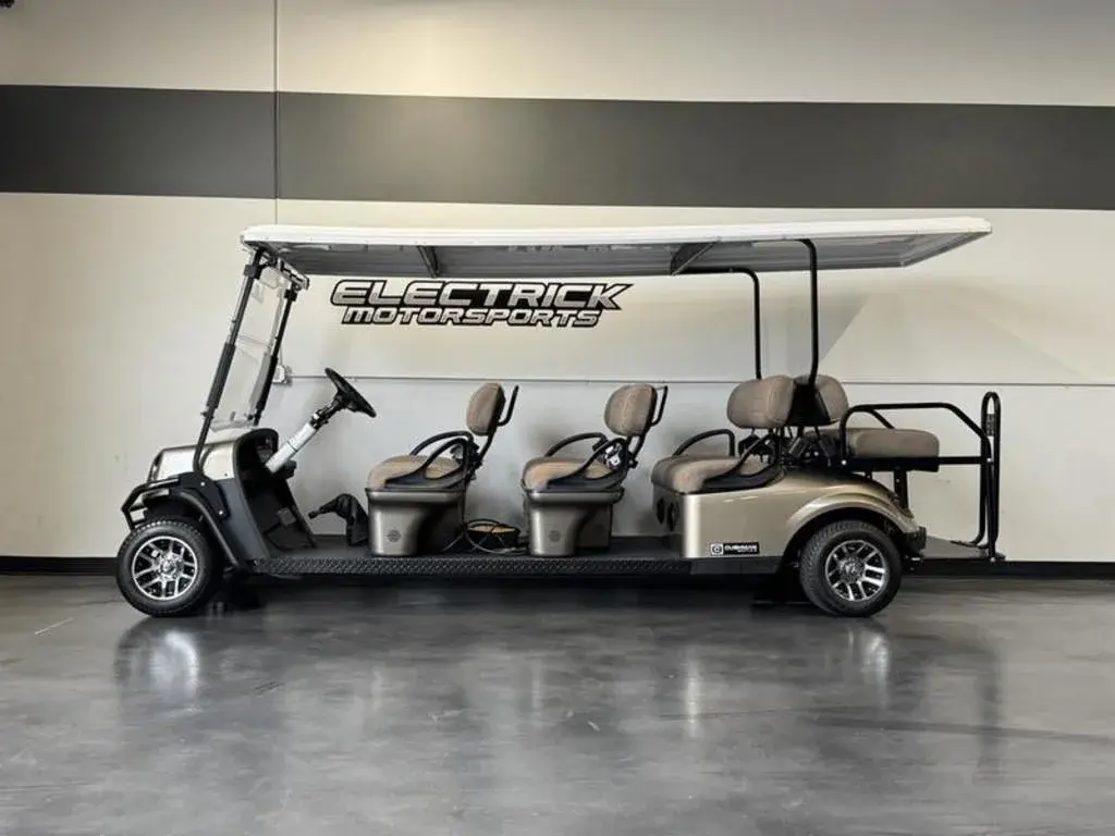 2018 Cushman Shuttle 8 photo 1