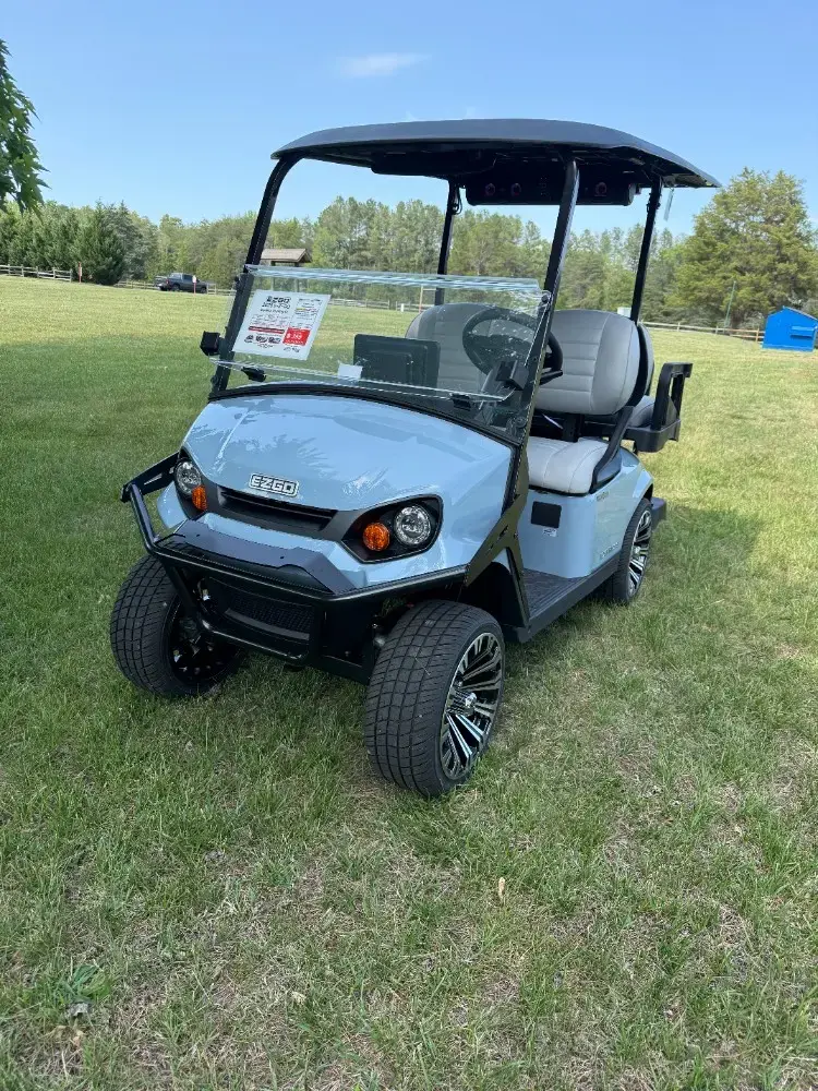 2026 E-Z-GO Express photo 1