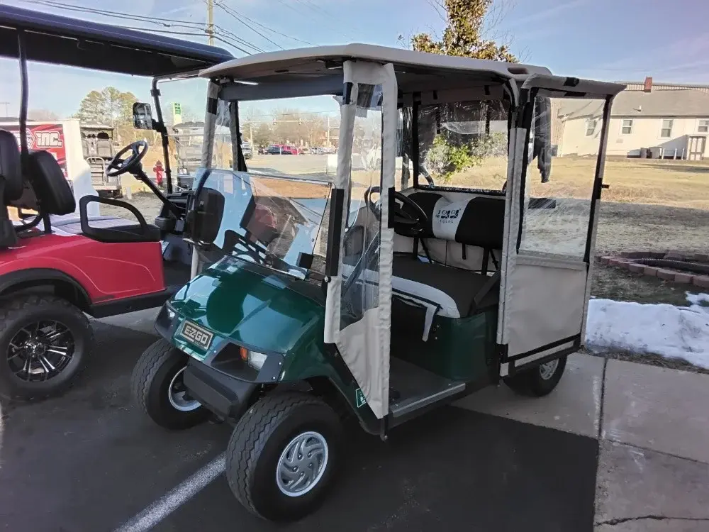 2002 E-Z-GO TXT photo 1