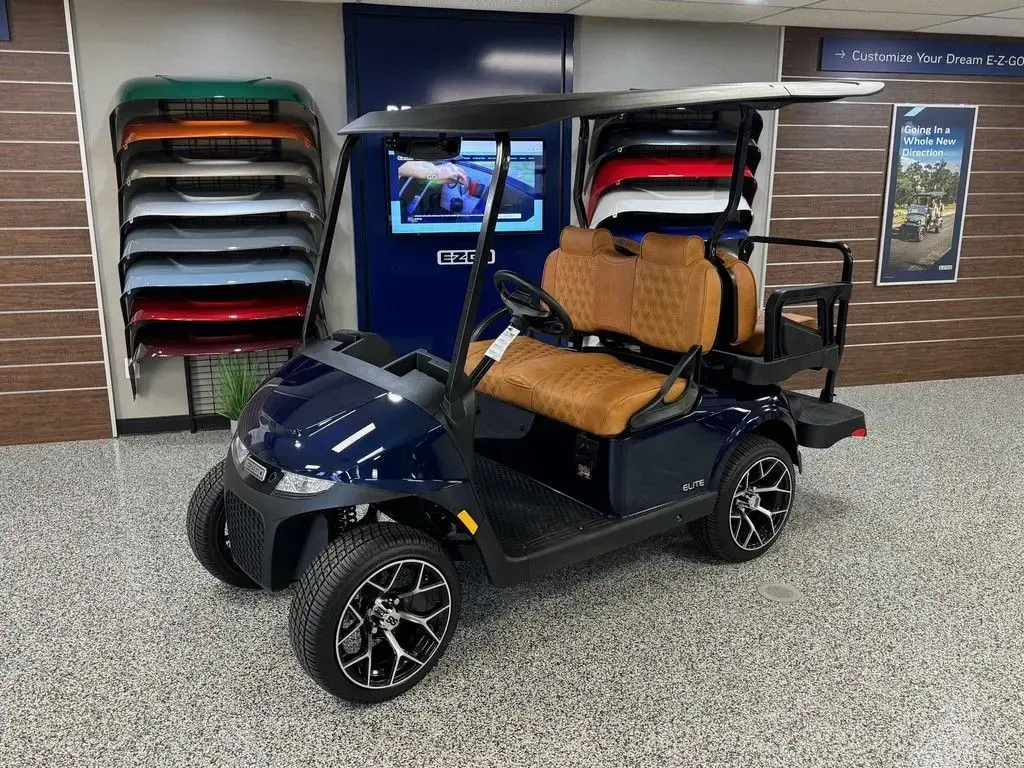 2026 E-Z-GO RXV ELiTE Lithium photo 1