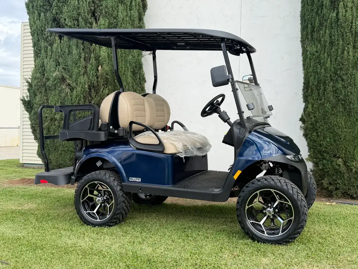 2027 E-Z-GO Freedom ELiTE Lithium photo 1
