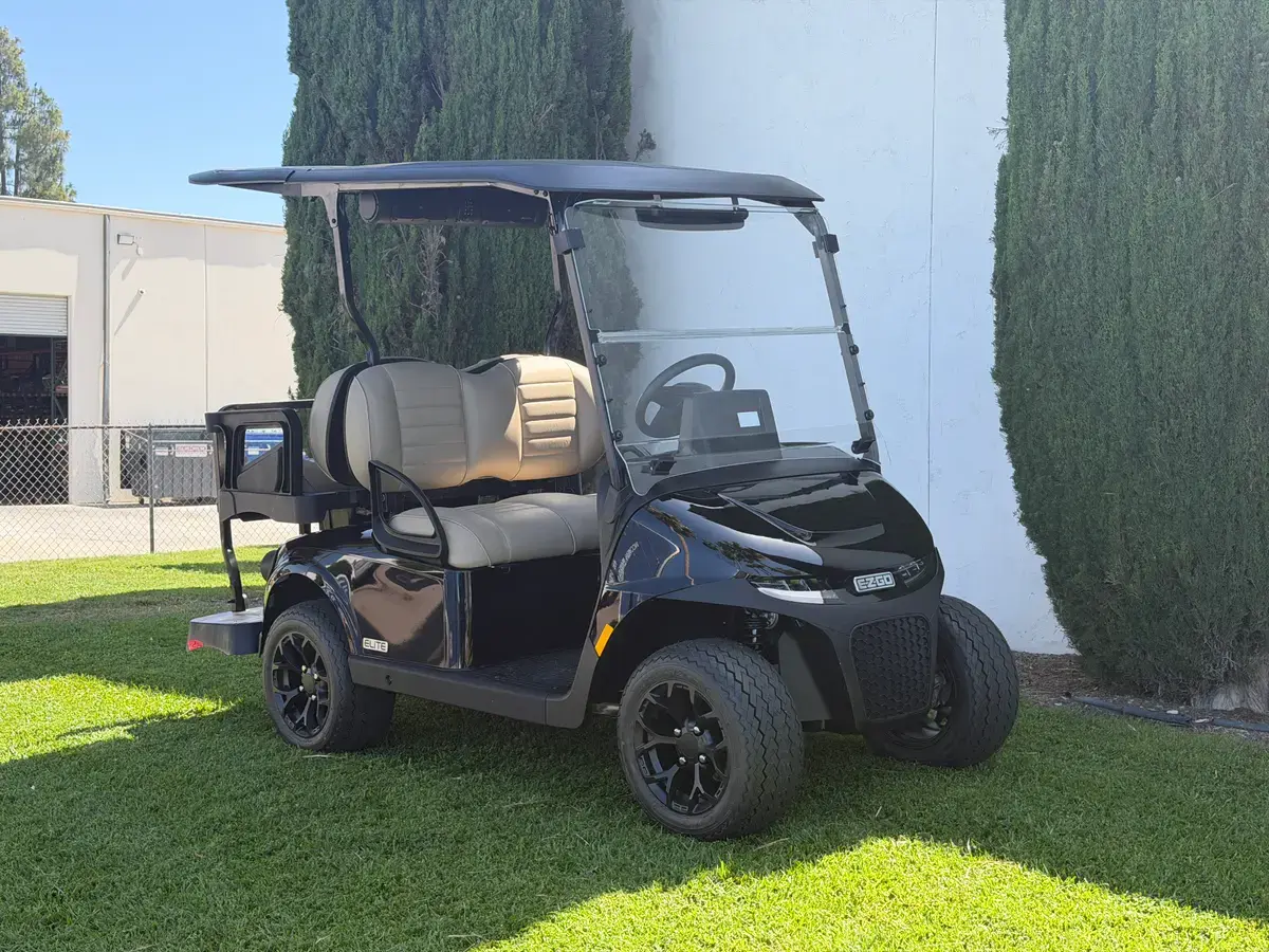 2026 E-Z-GO RXV 4 Touring ST ELiTE Lithium Black photo 1