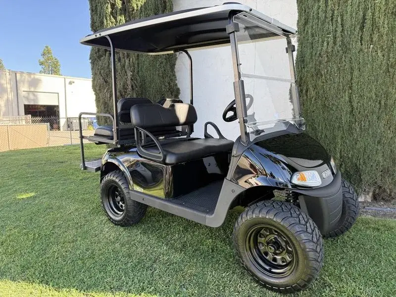 2021 E-Z-GO Freedom ELiTE Lithium photo 1