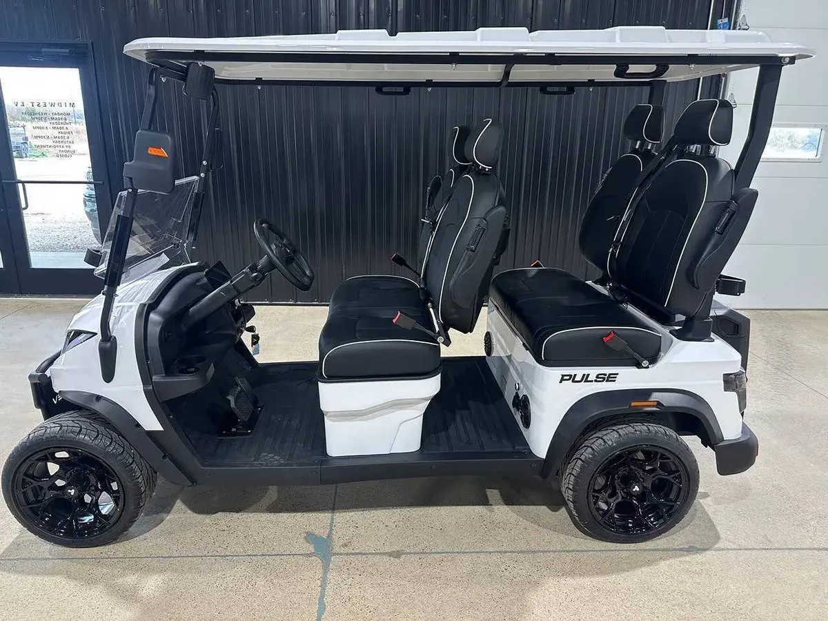 2027 Bintelli Active EV Pulse 4PR photo 1