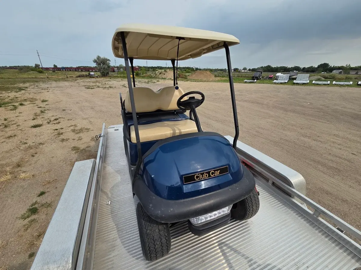 2016 Club Car Precedent photo 1
