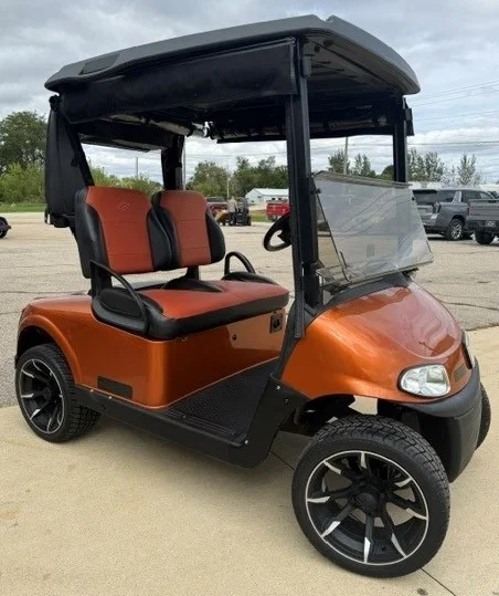 2016 E-Z-GO RXV photo 1