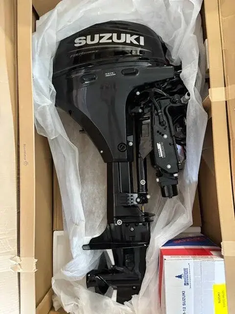 2026 Suzuki Marine Outboards DF20ATHL5 photo 1