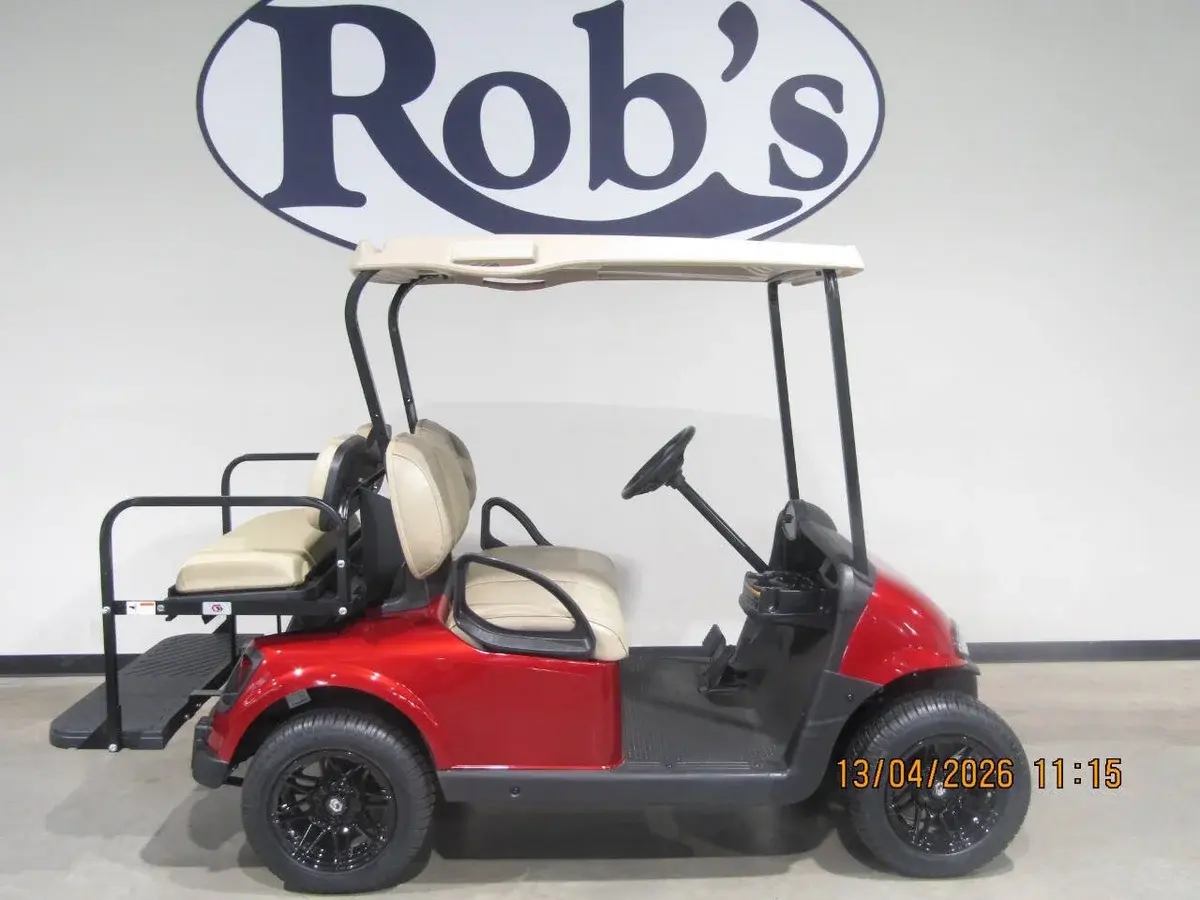 2020 E-Z-GO RXV Custom 4-Seater photo 1