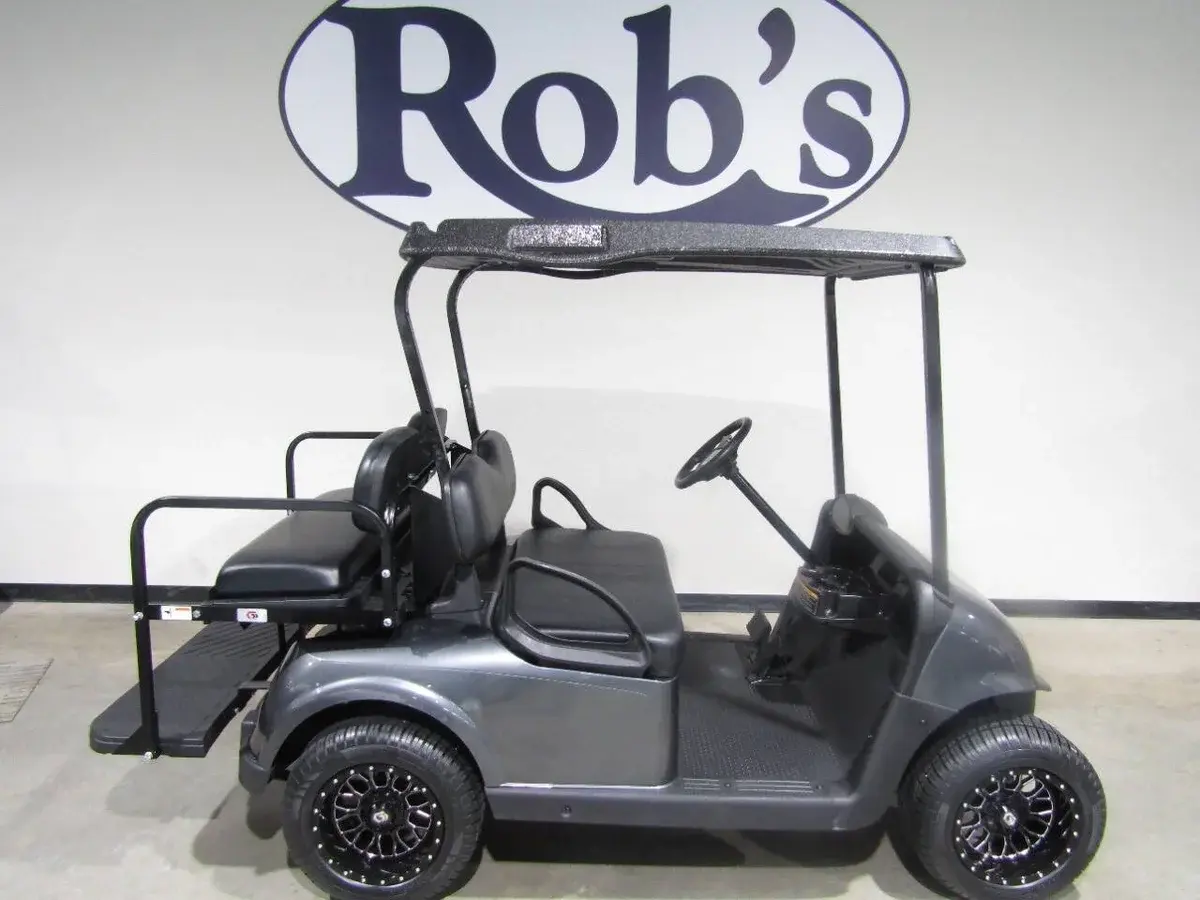 2020 E-Z-GO RXV Custom 4-Seater photo 1