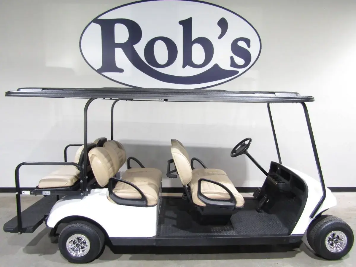 2020 E-Z-GO TXT 6-Seater photo 1