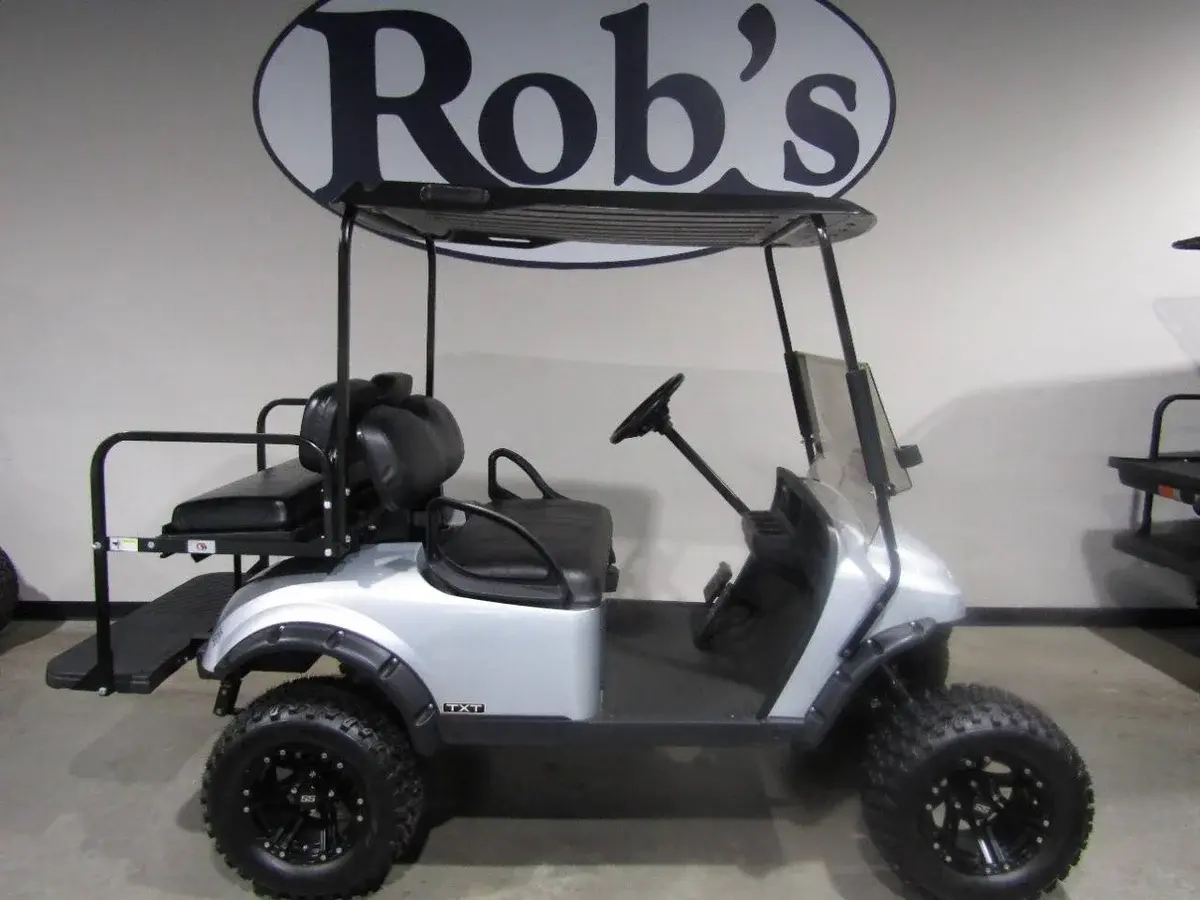 2020 E-Z-GO TXT Lifted 4-Seater photo 1