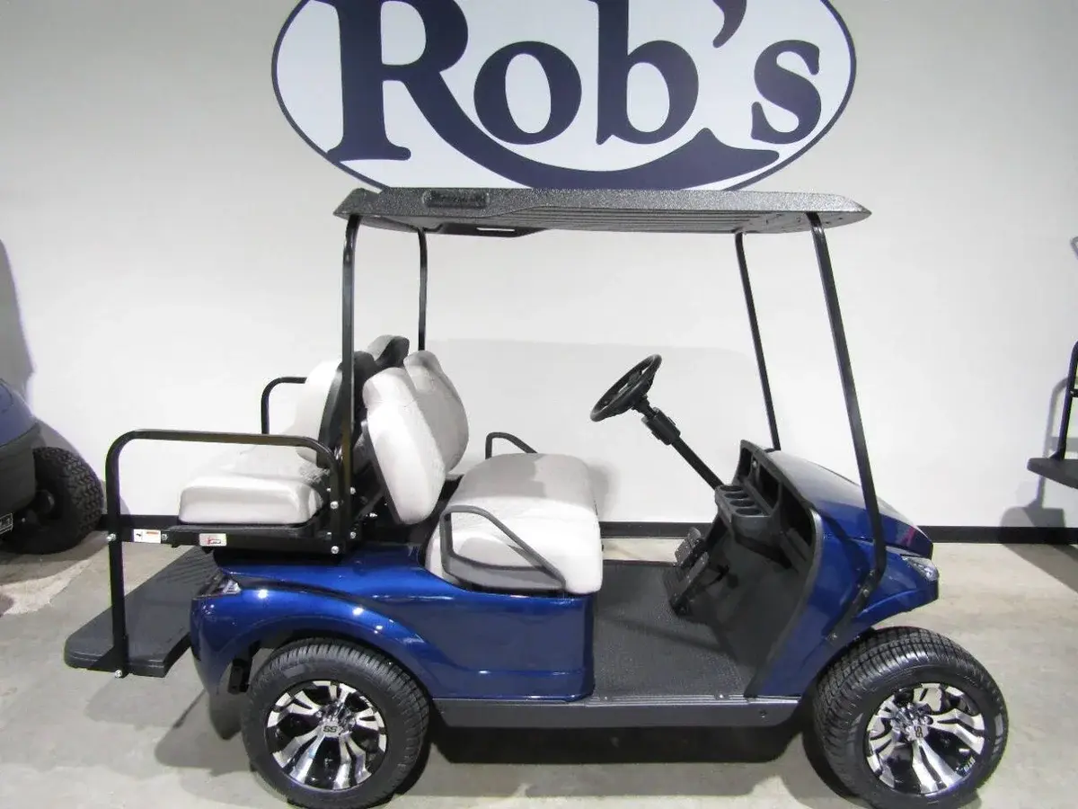 2020 E-Z-GO Storm Gas golf cart Custom photo 1