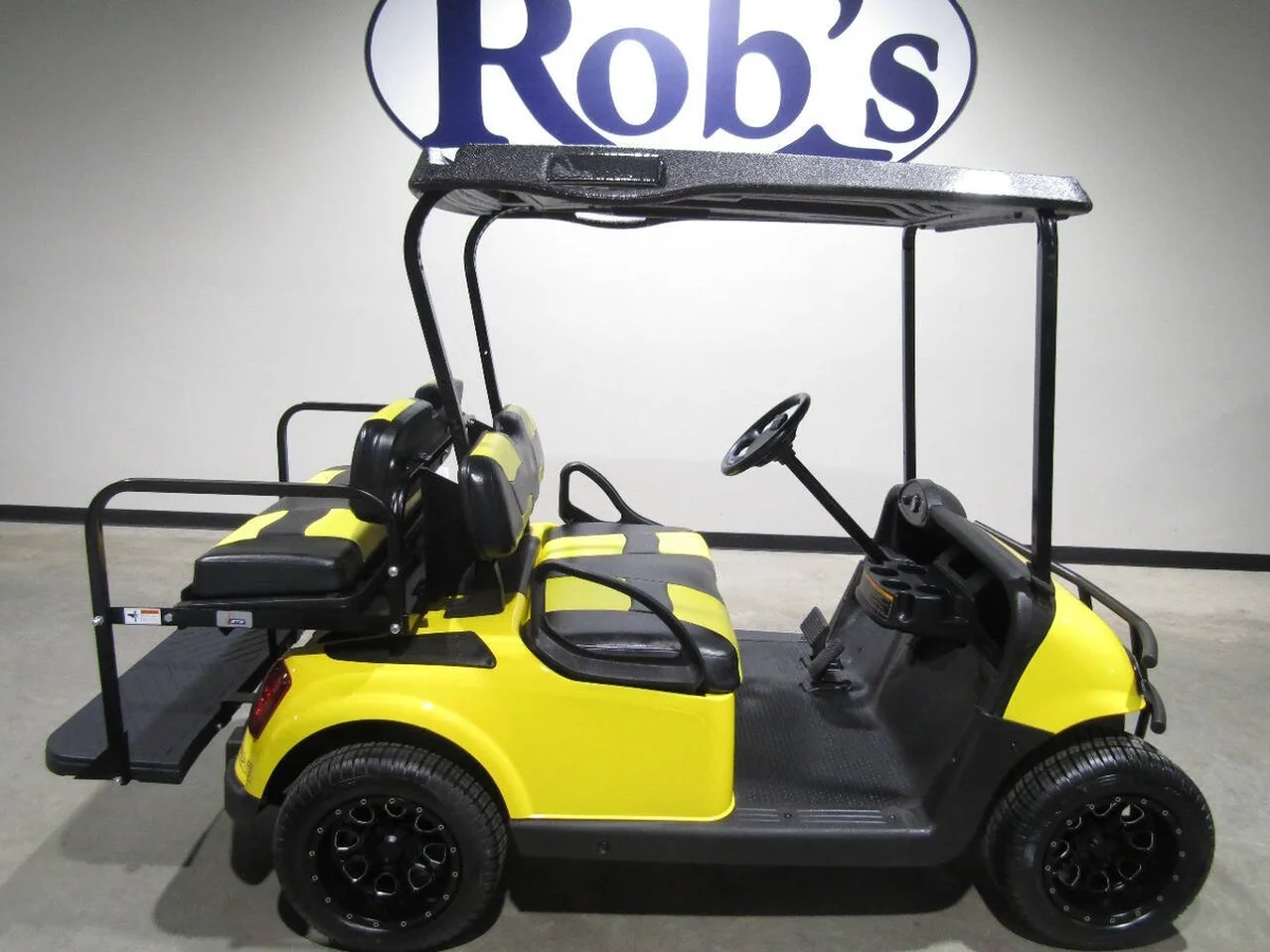 2019 E-Z-GO RXV Custom 4-Seater photo 1