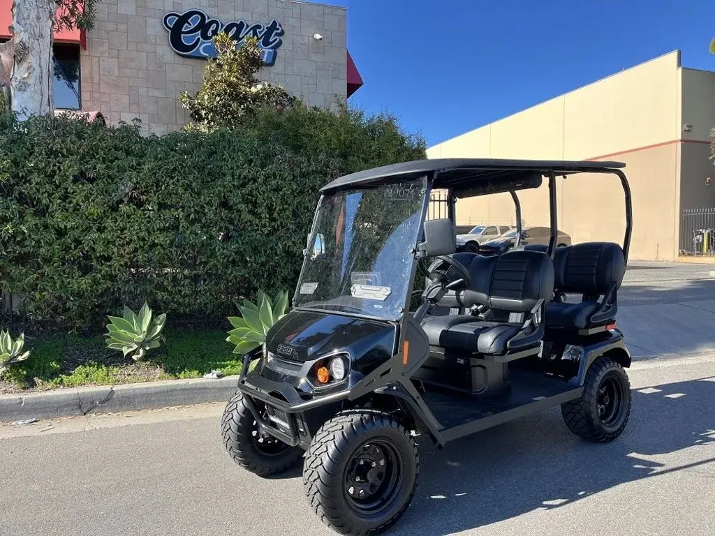 2026 E-Z-GO Liberty ELiTE Lithium photo 1
