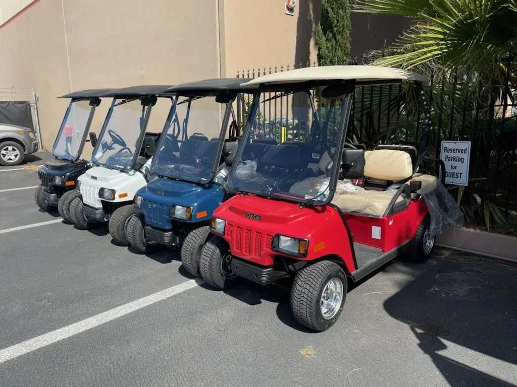 2023 Club Car Villager photo 1